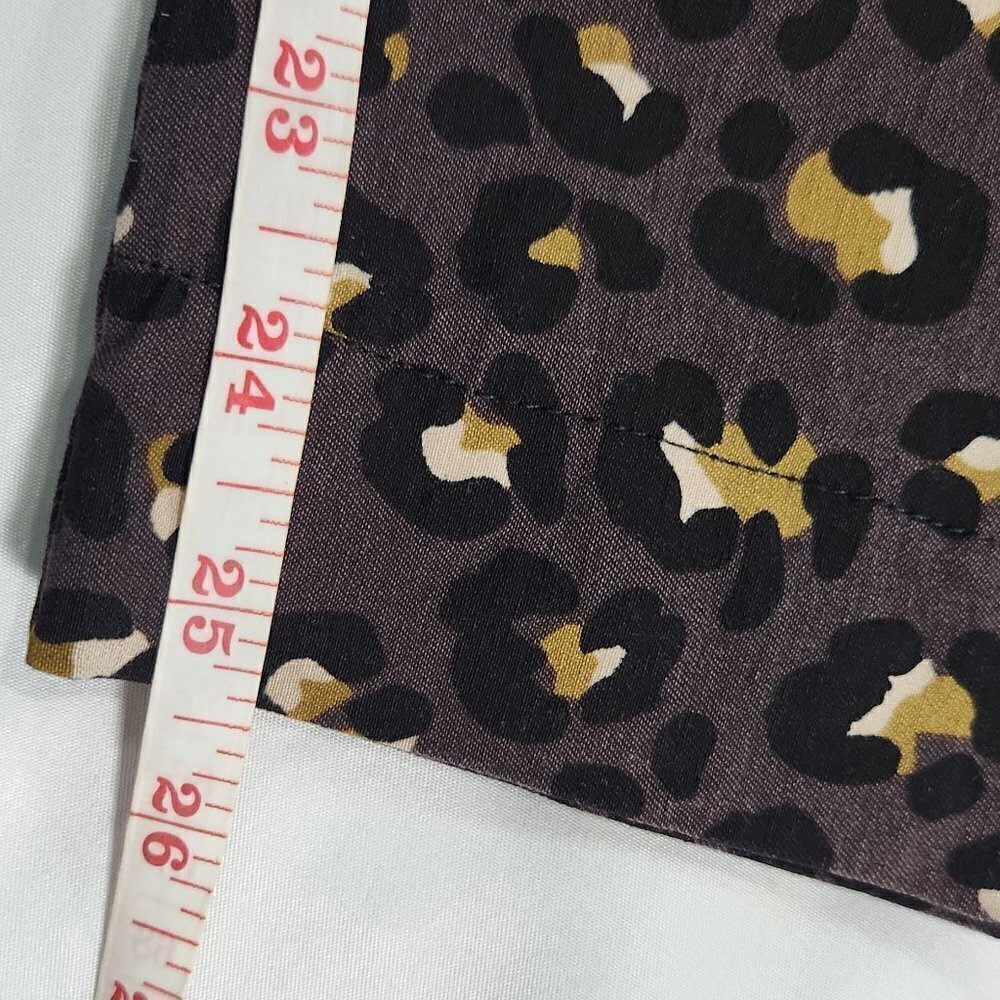 Krazy Larry Pull On Leopard Print Pants Lot A - Picture 5 of 5